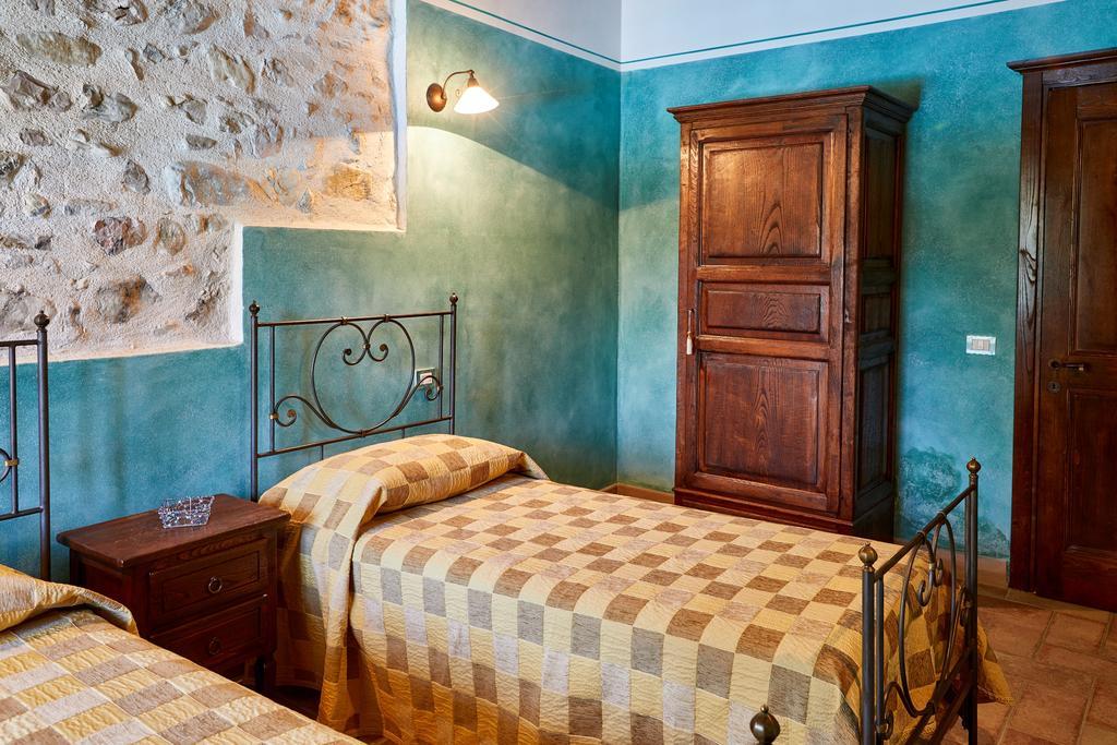 Agriturismo Il Molino Antico - 5 Girasoli Spoleto Kültér fotó